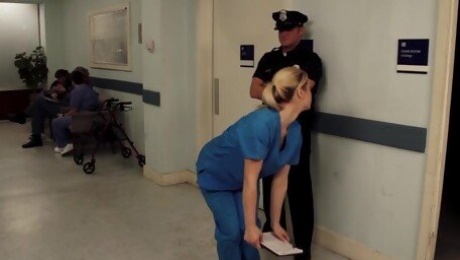 Nurse Tara Lynn Fox drops on her knees to give a sloppy blowjob