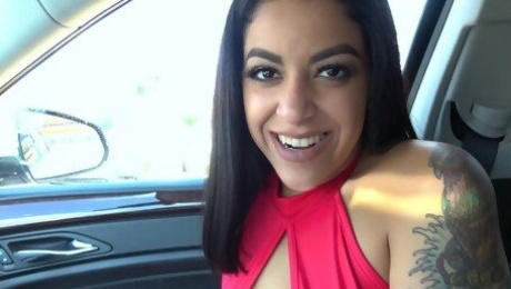 Mia Martinez with trimmed cunt gets fucked from behind - HD