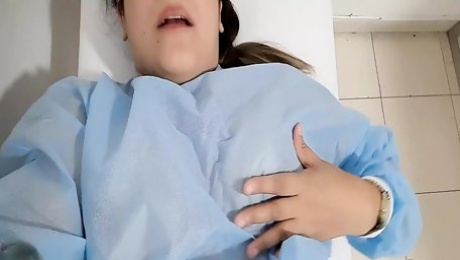 Get turned on when I get to an appointment with my POV gynecologist - Porn in Spanish