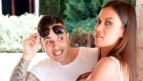 Enticing Alyssa Reece at deep throat xxx